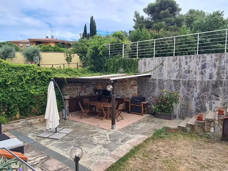 Immagine 31 di Villetta a schiera in vendita  a Livorno