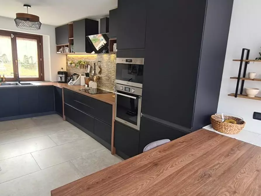 Immagine 7 di Villetta a schiera in vendita  a Livorno