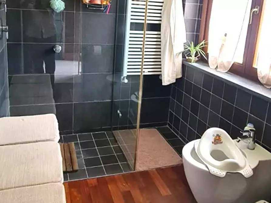 Immagine 24 di Villetta a schiera in vendita  a Livorno