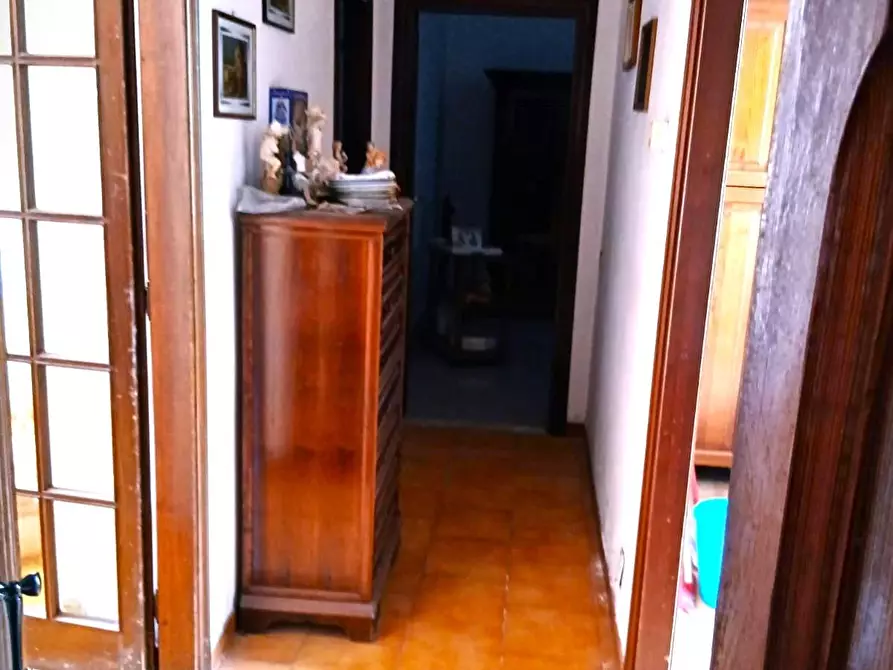 Immagine 1 di Appartamento in vendita  a Carrara