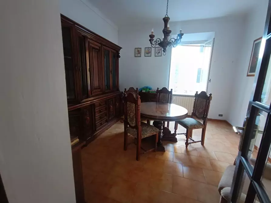 Immagine 9 di Appartamento in vendita  a Carrara