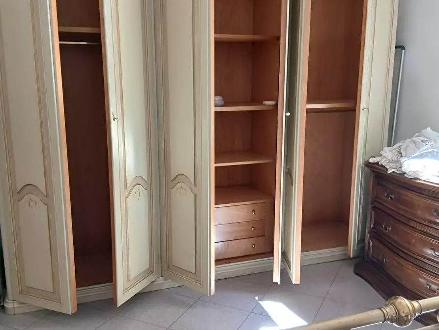 Immagine 17 di Appartamento in vendita  a Carrara