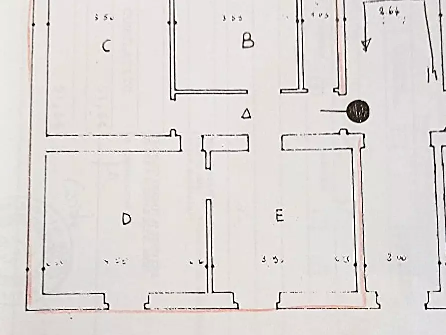 Immagine 21 di Appartamento in vendita  a Carrara