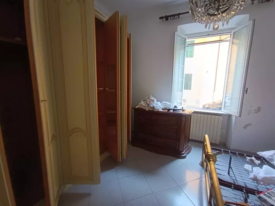 Immagine 18 di Appartamento in vendita  a Carrara