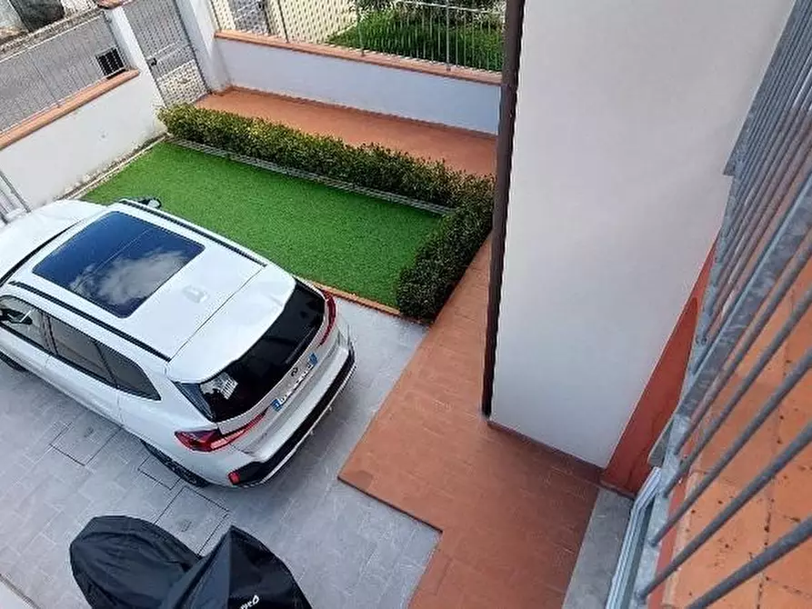 Immagine 10 di Villetta a schiera in vendita  a Serravalle Pistoiese