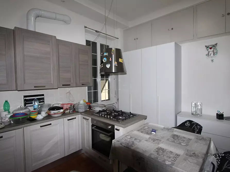 Immagine 1 di Appartamento in vendita  a La Spezia