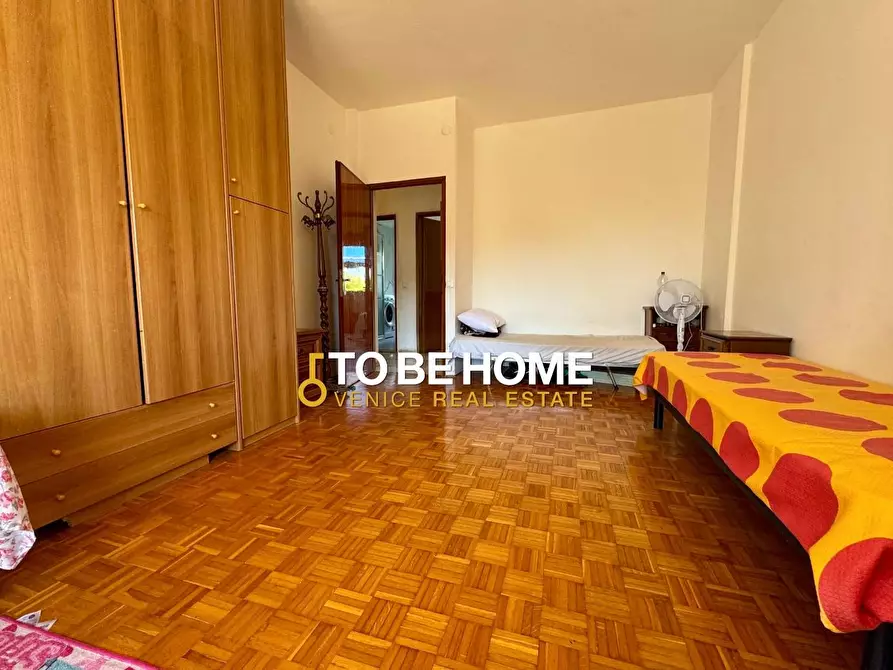 Immagine 8 di Appartamento in vendita  a Venezia