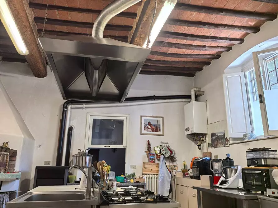 Immagine 28 di Villa in vendita  a Casciana Terme Lari