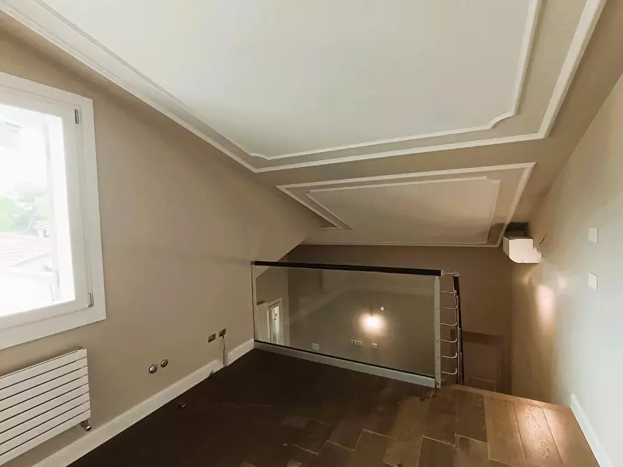Immagine 35 di Mansarda in vendita  a Empoli