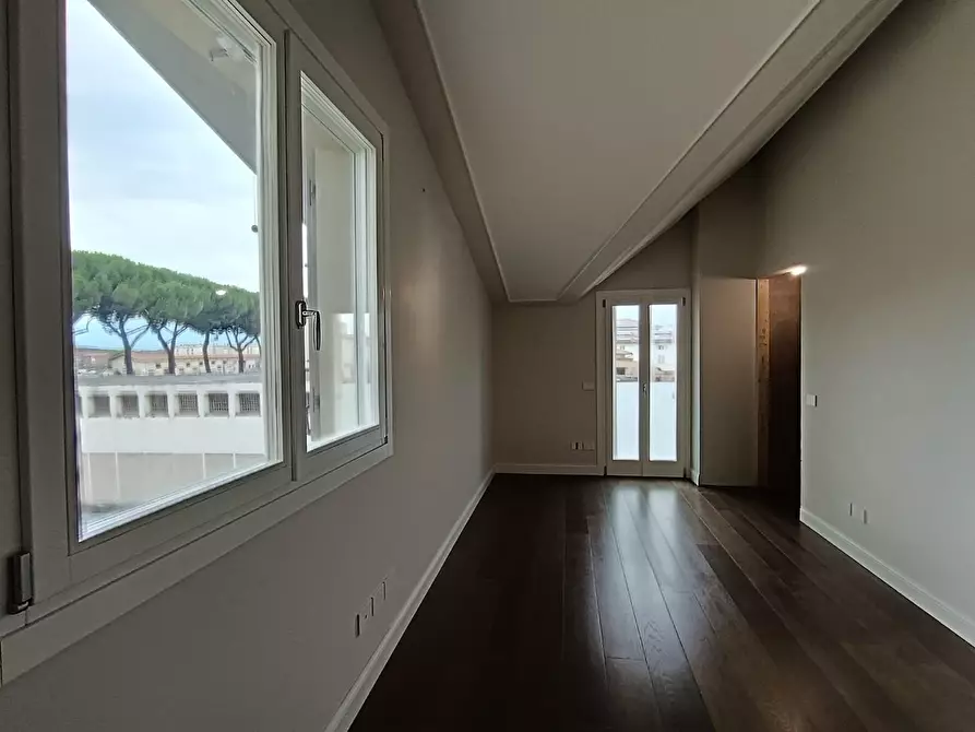 Immagine 29 di Mansarda in vendita  a Empoli