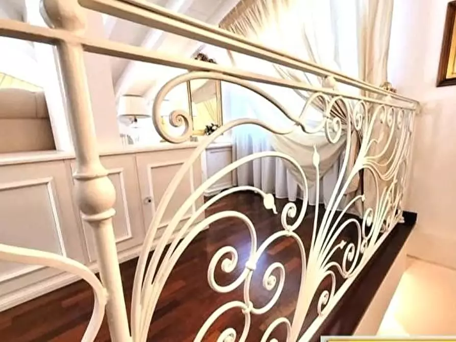 Immagine 18 di Appartamento in vendita  a Massa