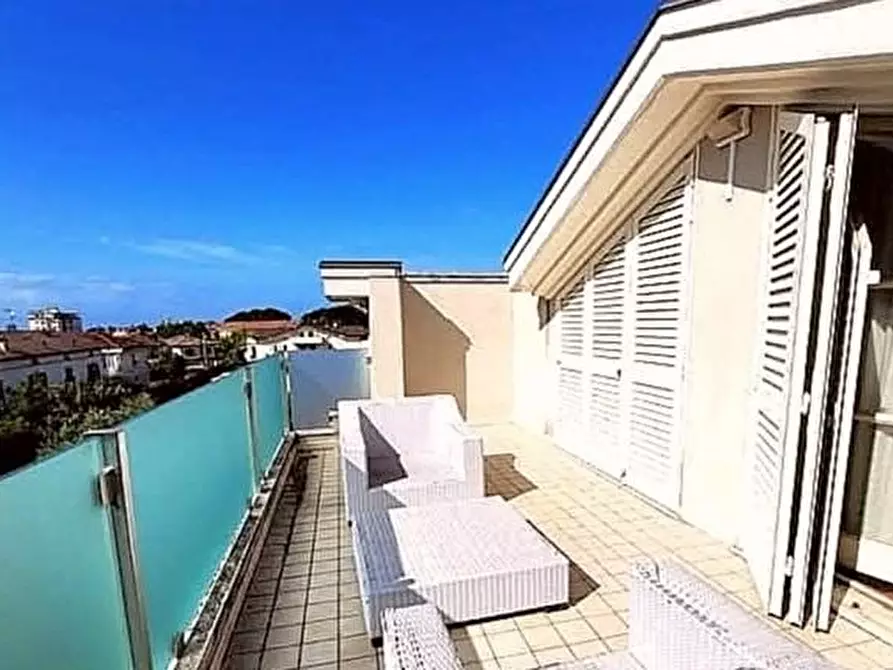 Immagine 29 di Appartamento in vendita  a Massa