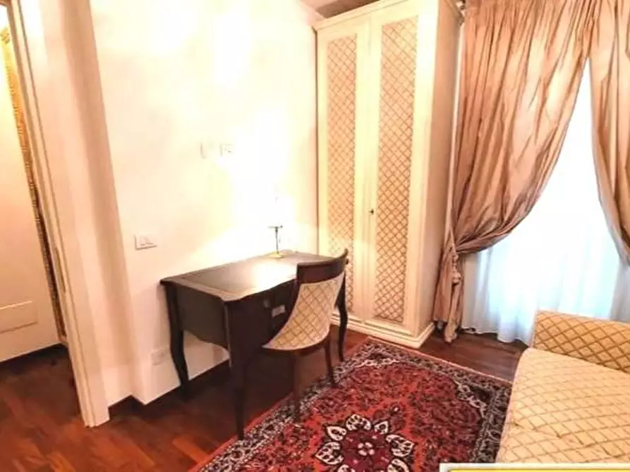 Immagine 13 di Appartamento in vendita  a Massa