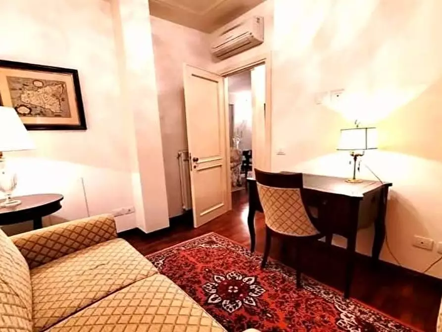 Immagine 9 di Appartamento in vendita  a Massa