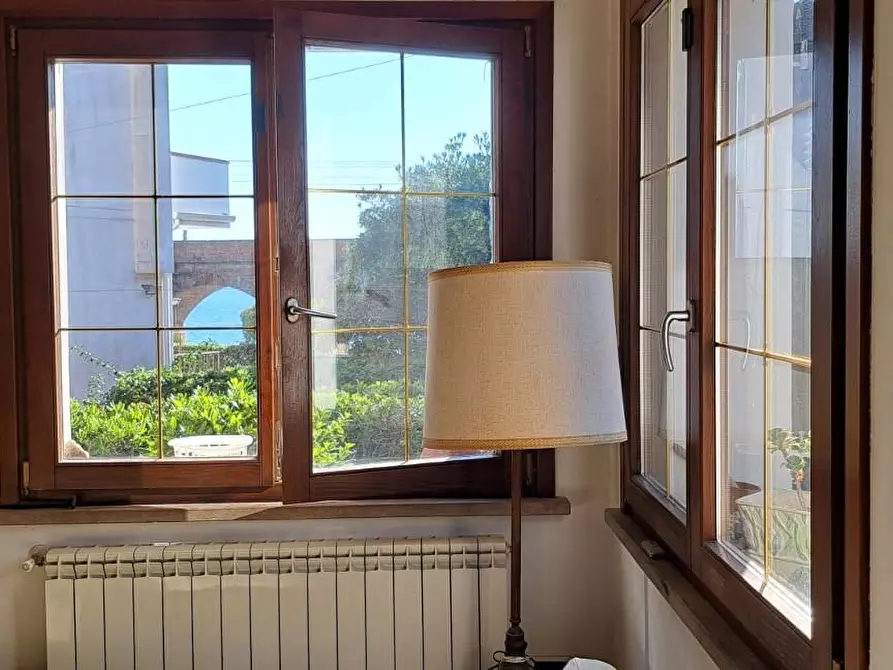 Immagine 13 di Villa in vendita  a Rosignano Marittimo