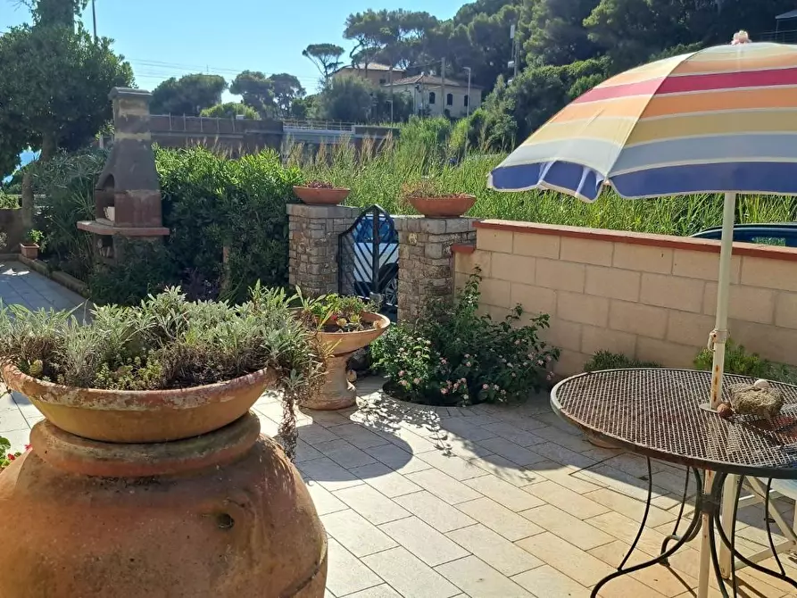 Immagine 27 di Villa in vendita  a Rosignano Marittimo