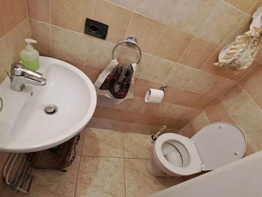 Immagine 25 di Villa in vendita  a Rosignano Marittimo