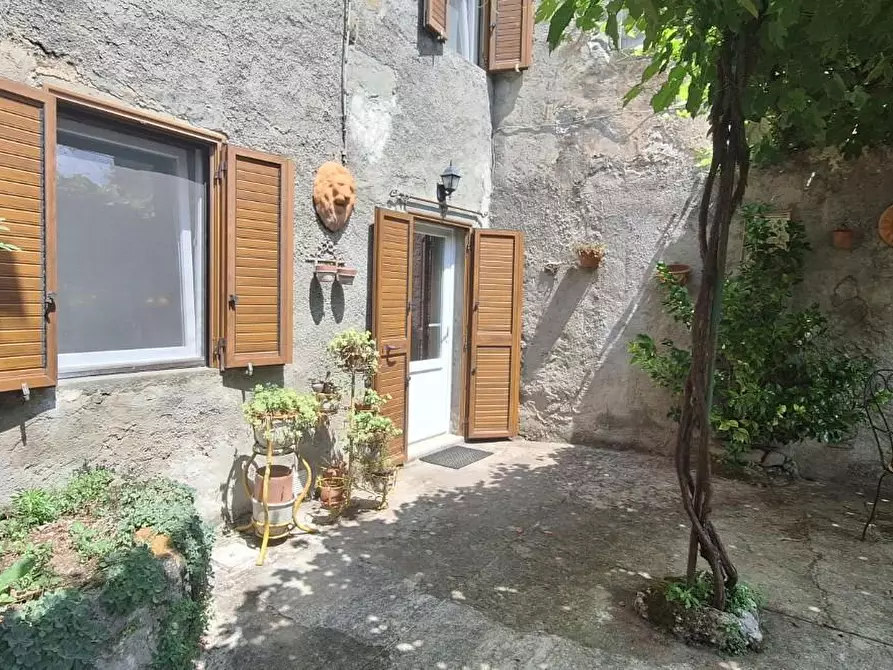 Immagine 22 di Terratetto in vendita  a Bagni Di Lucca