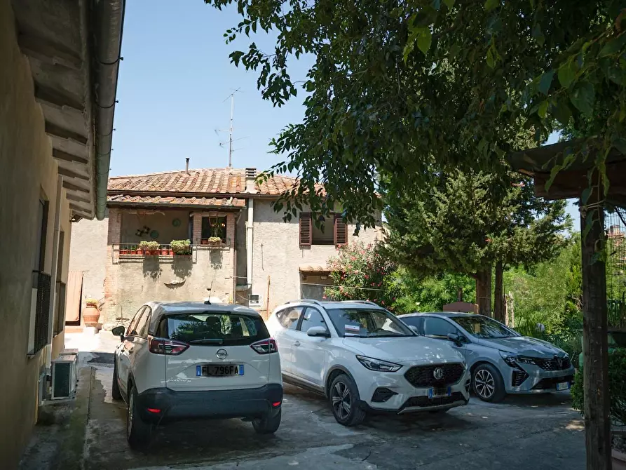 Immagine 42 di Villa in vendita  a San Gimignano