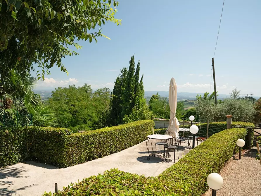 Immagine 53 di Villa in vendita  a San Gimignano