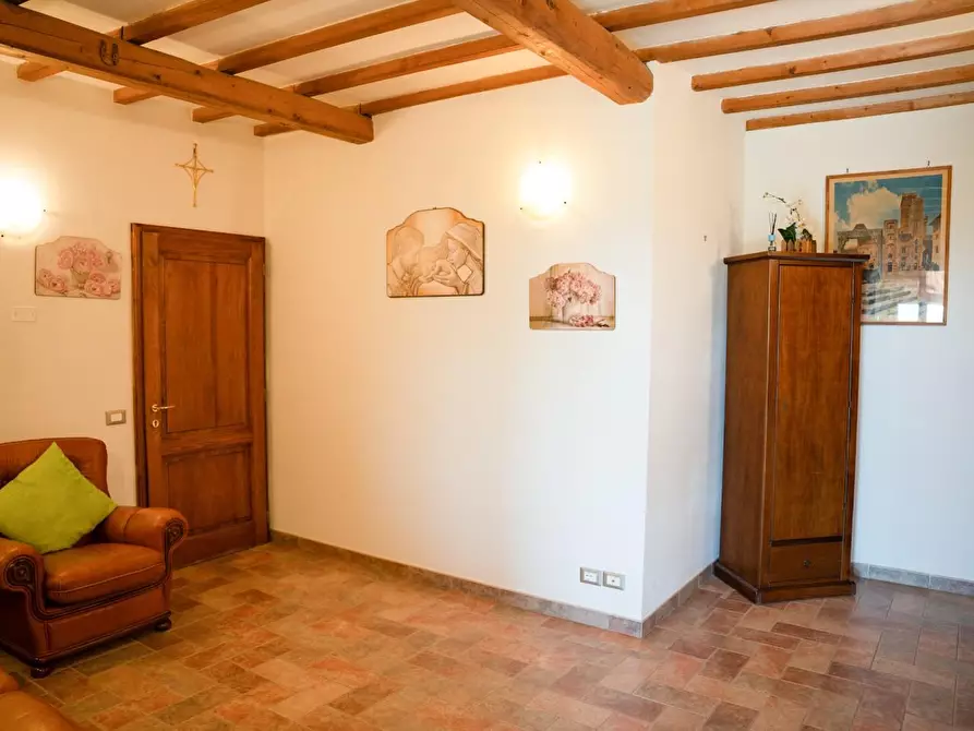 Immagine 31 di Villa in vendita  a San Gimignano