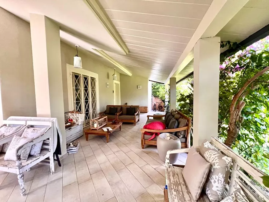 Immagine 7 di Casa bifamiliare in vendita  a Forte Dei Marmi