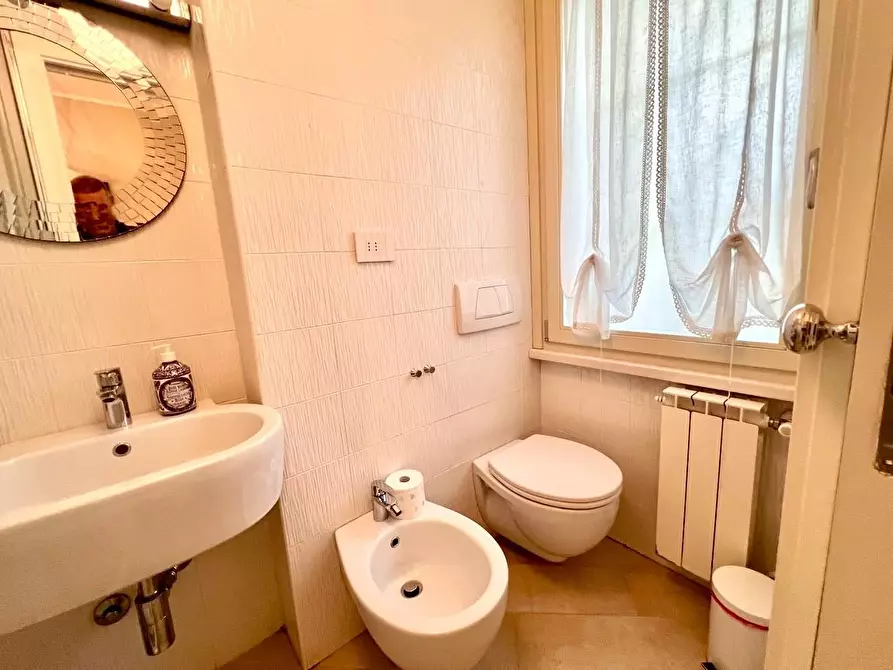 Immagine 22 di Casa bifamiliare in vendita  a Forte Dei Marmi