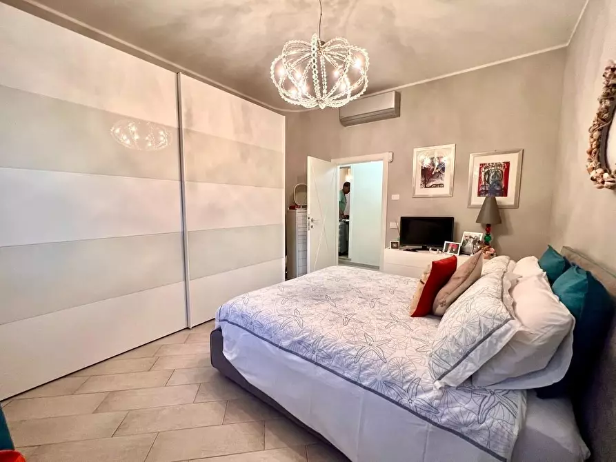 Immagine 19 di Casa bifamiliare in vendita  a Forte Dei Marmi