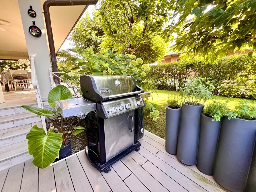 Immagine 5 di Casa bifamiliare in vendita  a Forte Dei Marmi