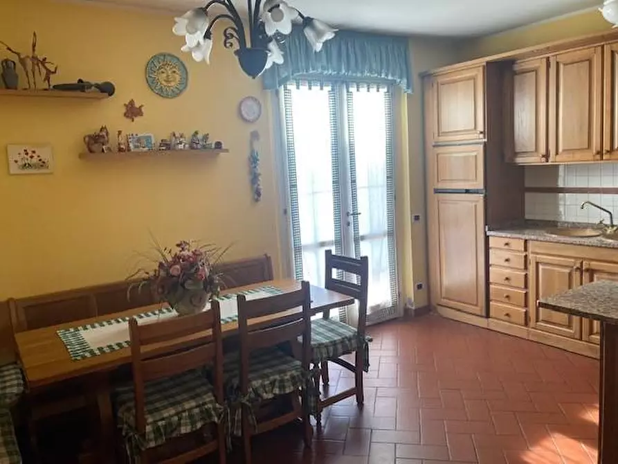 Immagine 11 di Casa bifamiliare in vendita  a Pisa