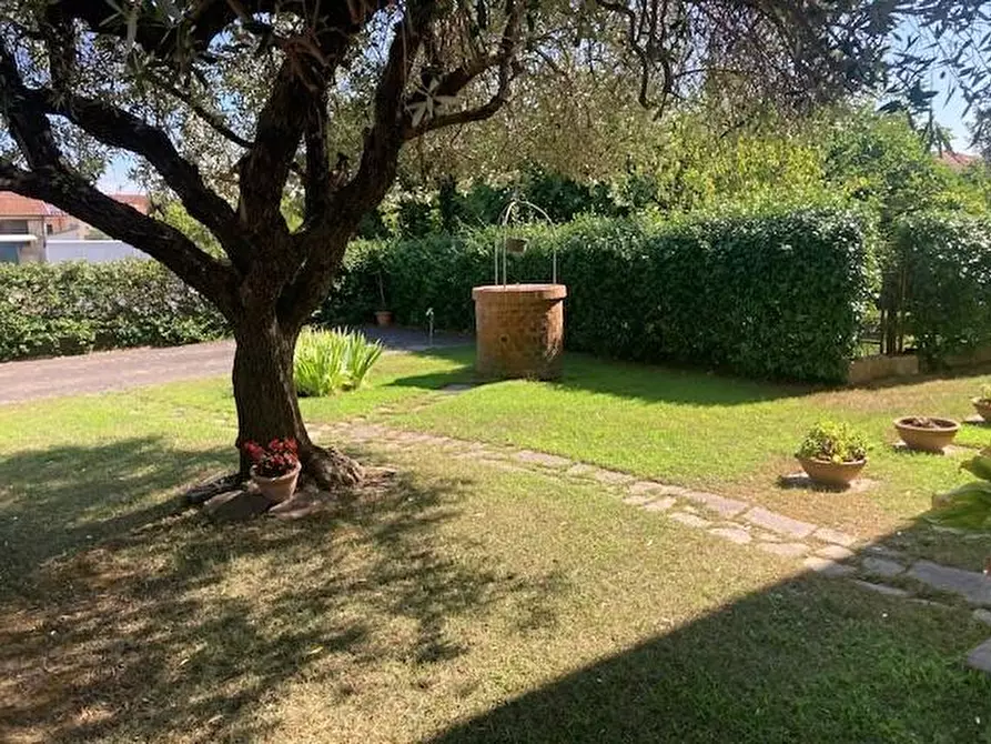 Immagine 7 di Casa bifamiliare in vendita  a Pisa