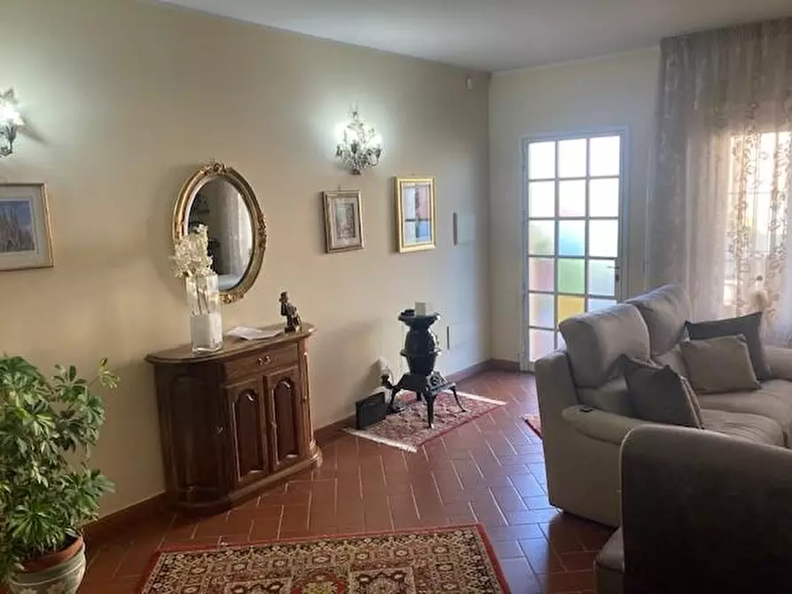 Immagine 4 di Casa bifamiliare in vendita  a Pisa