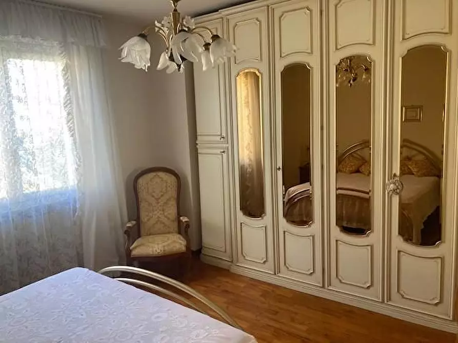 Immagine 15 di Casa bifamiliare in vendita  a Pisa