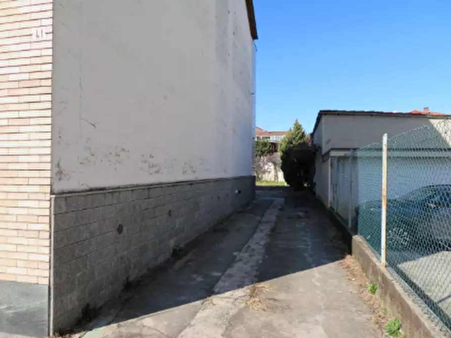 Immagine 4 di Appartamento in vendita  a Grugliasco