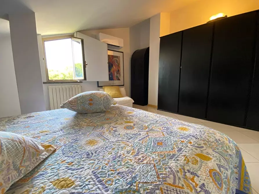 Immagine 23 di Mansarda in vendita  a Viareggio