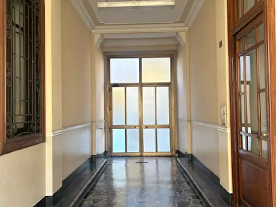 Immagine 2 di Appartamento in vendita  a Torino