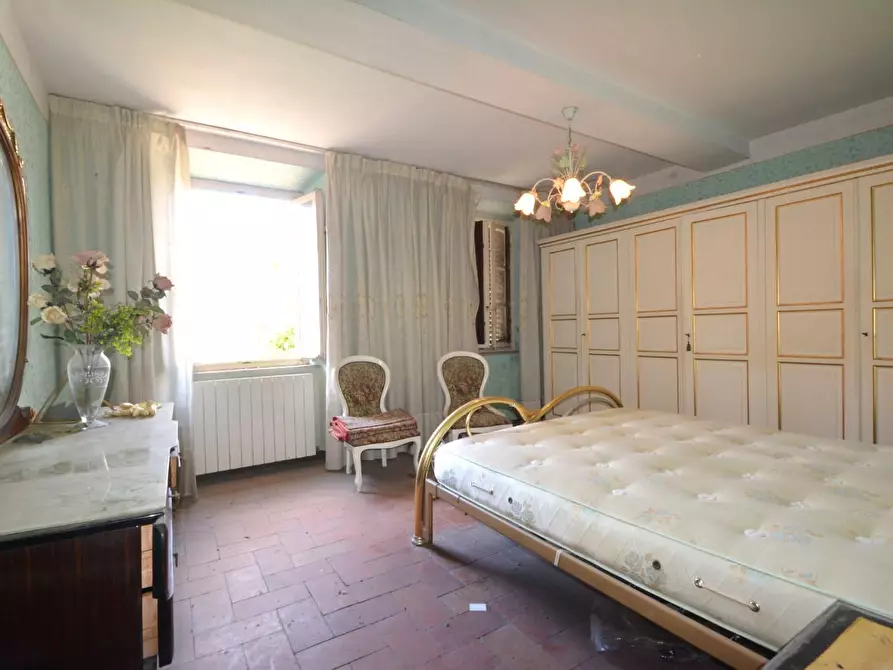 Immagine 11 di Casa bifamiliare in vendita  a Capannori