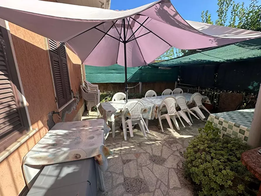 Immagine 5 di Terratetto in vendita  a Castelnuovo Magra