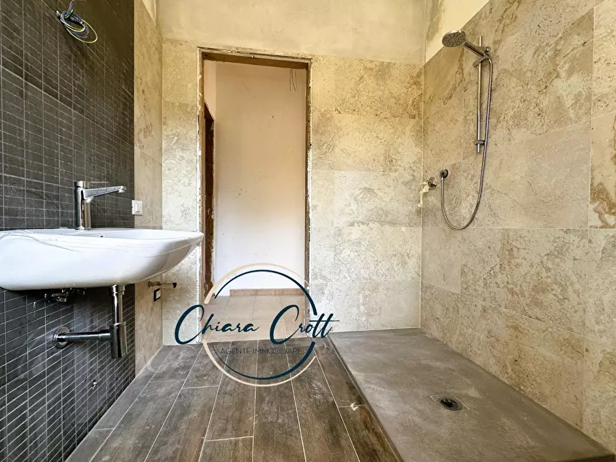 Immagine 25 di Appartamento in vendita  a Livorno