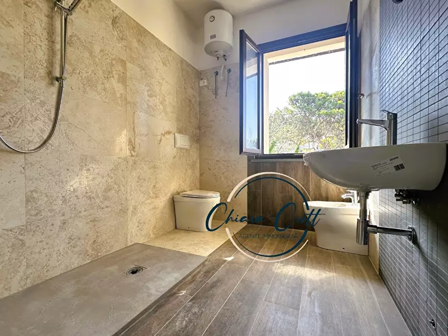 Immagine 23 di Appartamento in vendita  a Livorno