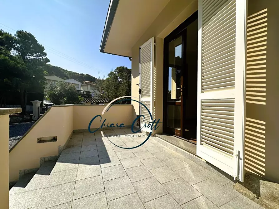 Immagine 19 di Appartamento in vendita  a Livorno