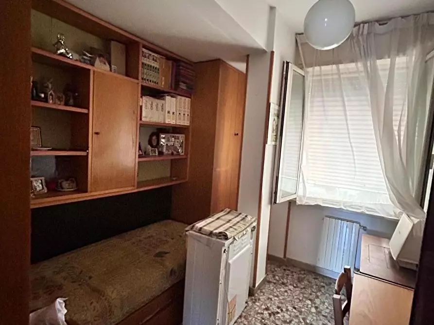 Immagine 11 di Appartamento in vendita  a Pisa