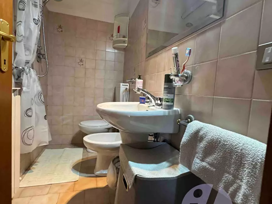 Immagine 26 di Appartamento in vendita  a Pietrasanta