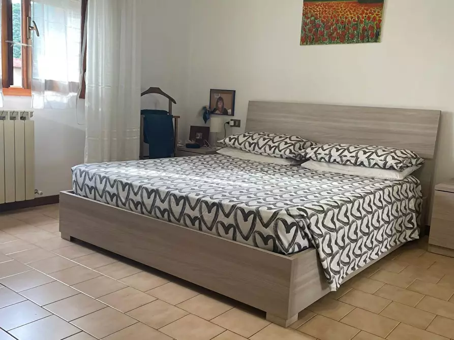 Immagine 18 di Appartamento in vendita  a Pietrasanta