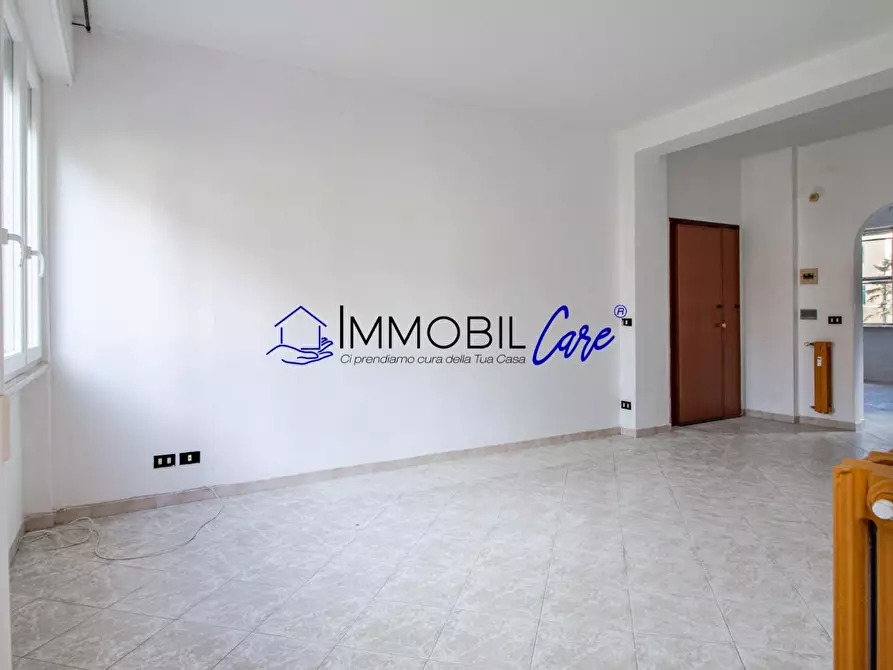 Immagine 11 di Appartamento in vendita  a Livorno