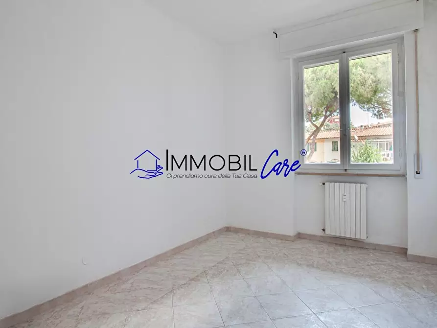 Immagine 15 di Appartamento in vendita  a Livorno