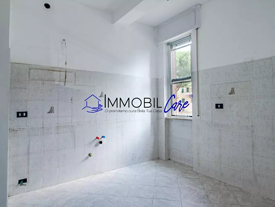 Immagine 6 di Appartamento in vendita  a Livorno