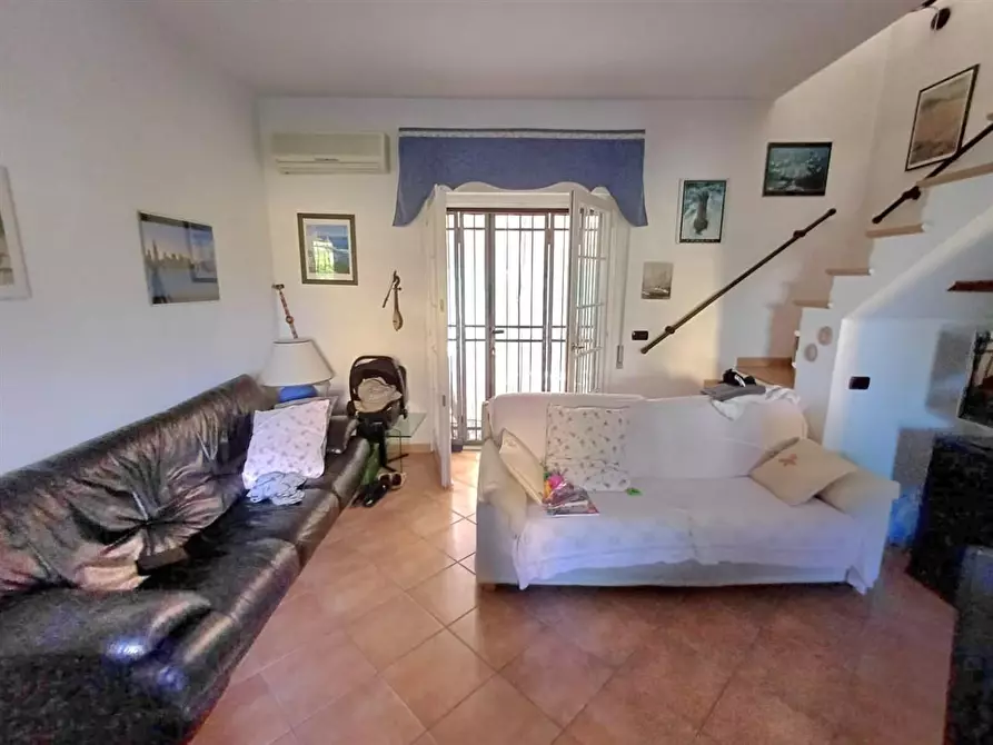 Immagine 6 di Villetta a schiera in vendita  a Massa