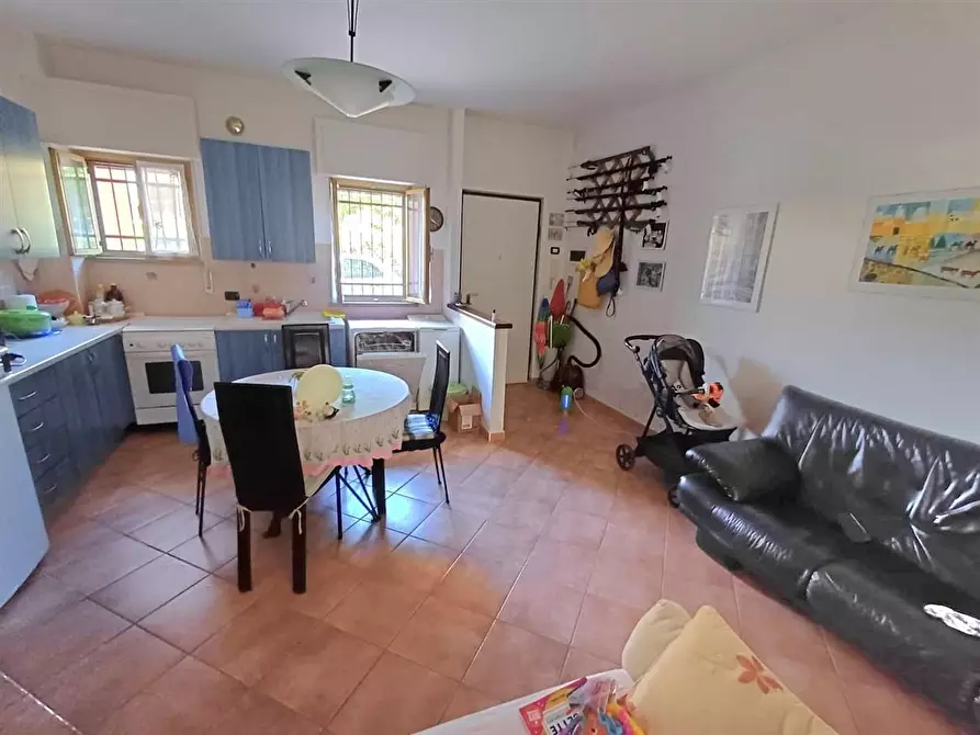 Immagine 4 di Villetta a schiera in vendita  a Massa