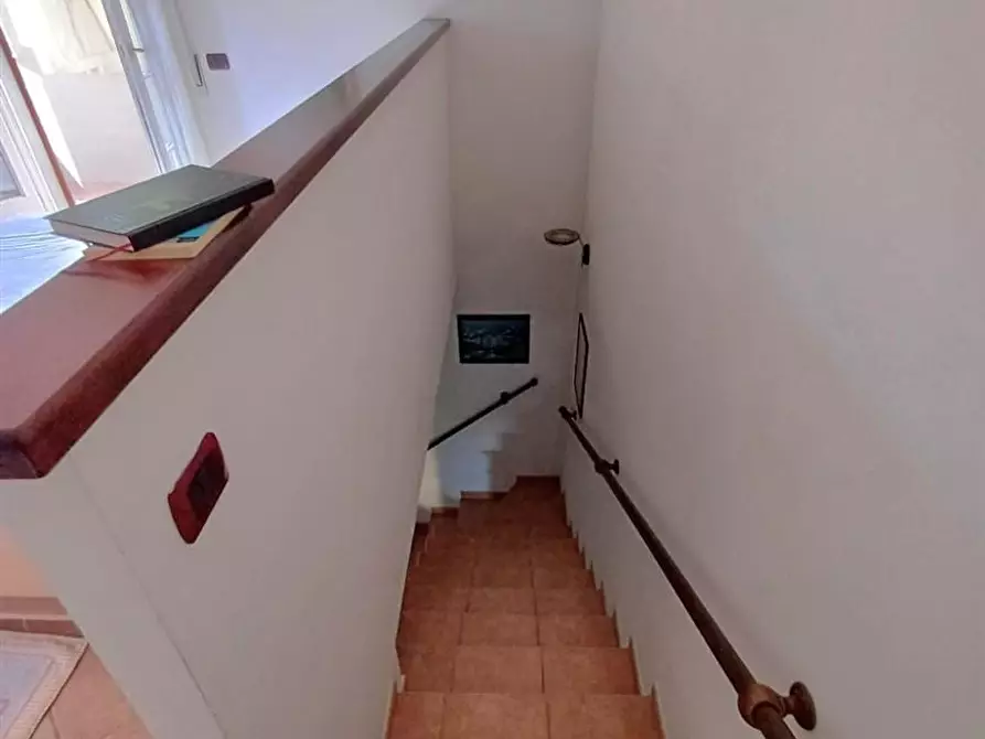 Immagine 7 di Villetta a schiera in vendita  a Massa